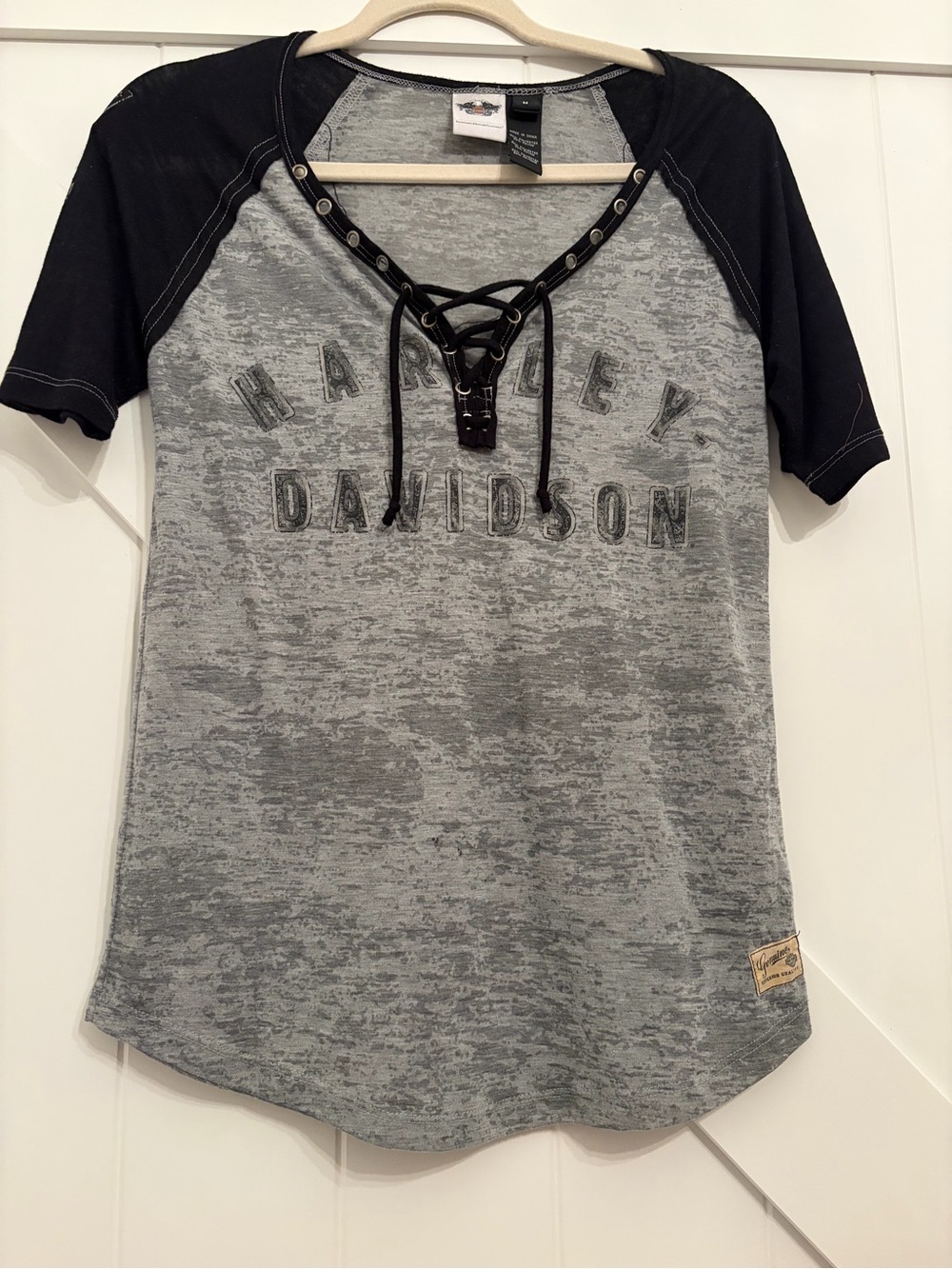 Harley-Davidson Two-Tone Gray and Black Lace-Up Raglan Tee